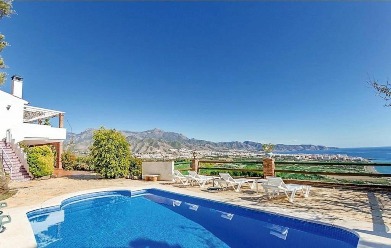 Cortijo De Pipa Villa เนร์คา ภายนอก รูปภาพ